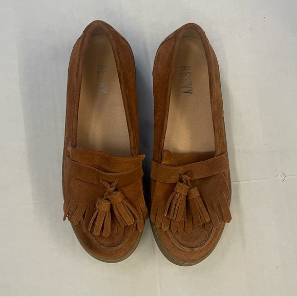 Renvy Chestnut Platform Slip On Moccasin Tassel Shoes - Size 6 - Picture 3 of 11